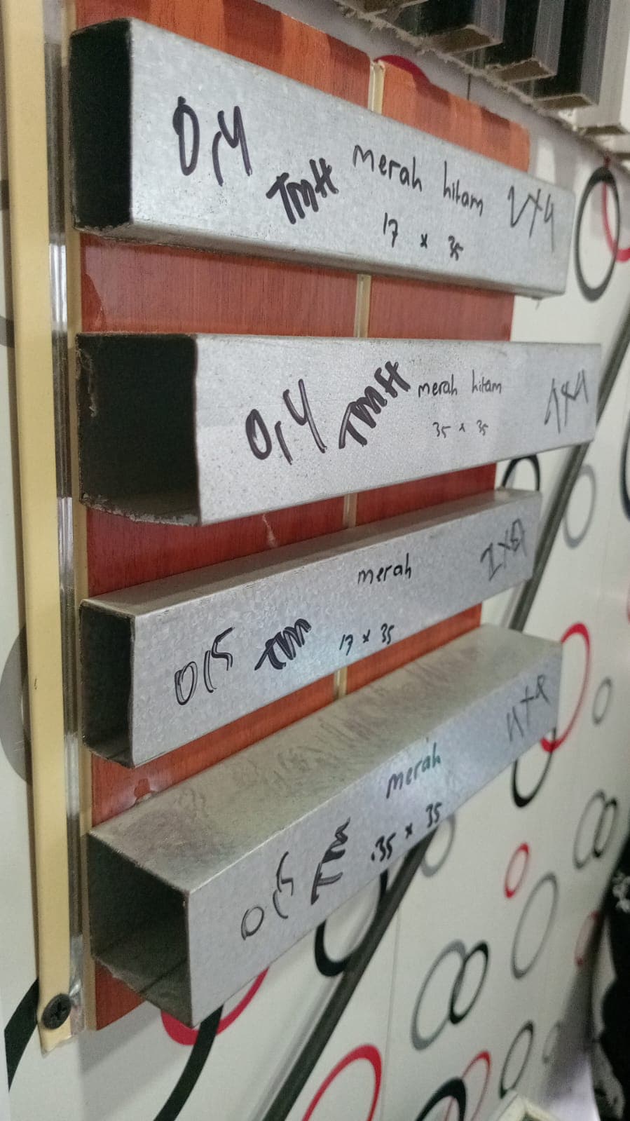 Hollow & Baja Ringan